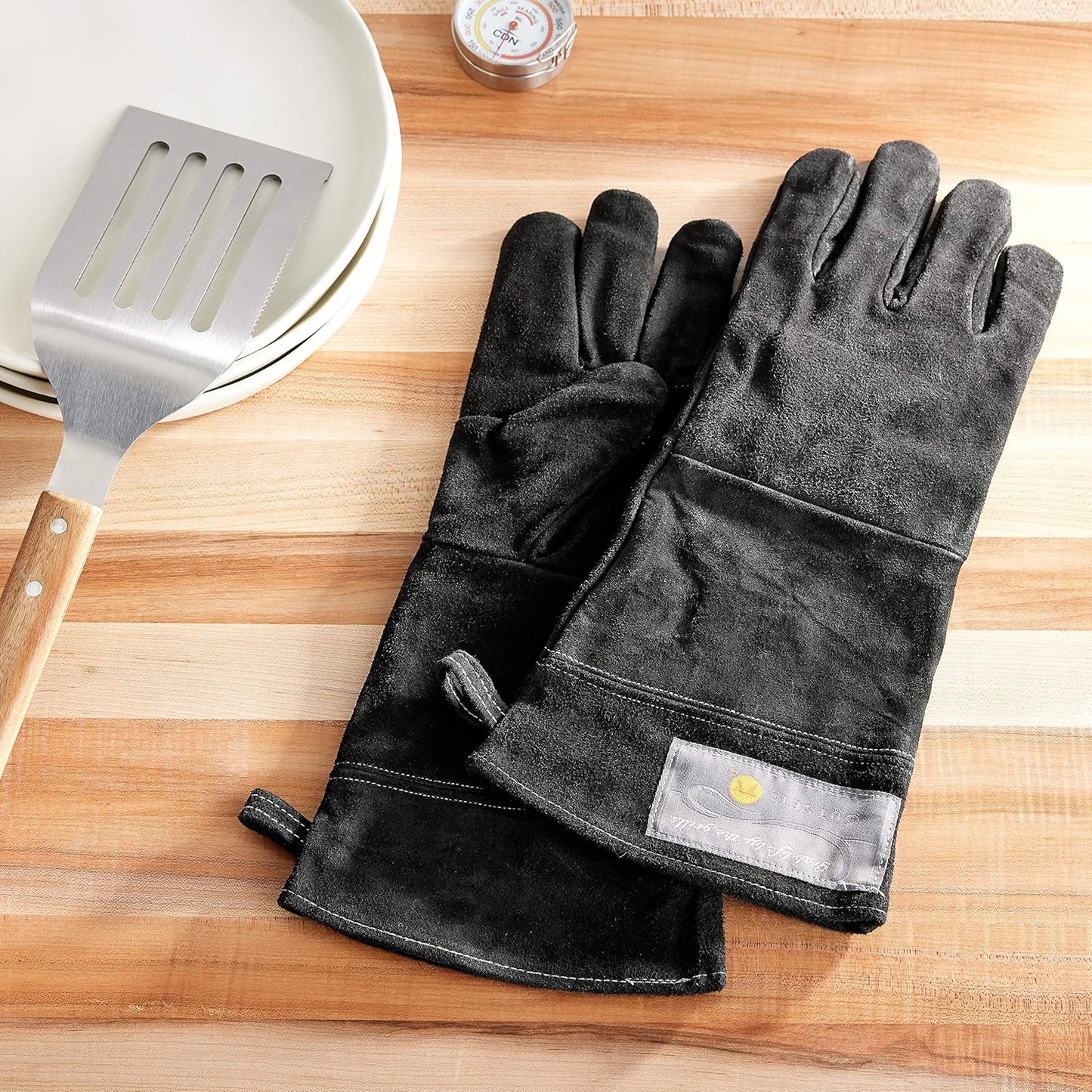 Outset 76604 Leather One-Size Grill Gloves, 15 inch, Black