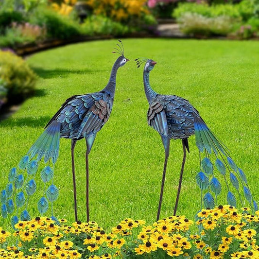 VEWOGARDEN 2 Pack Peacock Outdoor Garden Sculptures & Statues Metal Peacock Yard Art for Lawn Patio Pool Outside Decorations