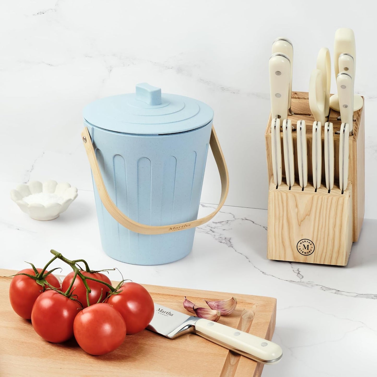 Martha Stewart Indoor Compost Bin | Countertop Composting Bucket for Kitchen | .7 Gallon Capacity | Includes Filter | Plant Based Materials | Light Blue