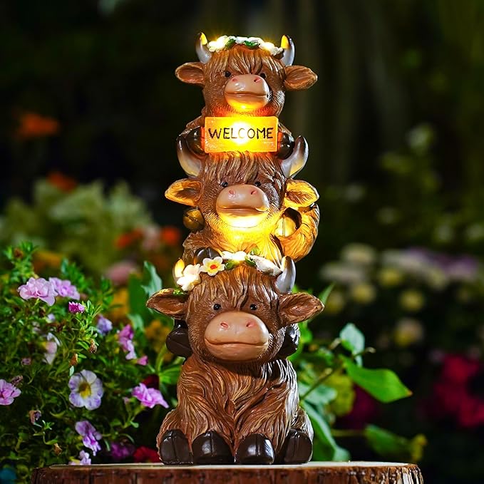 Garden Highland Cow Statue Solar Outdoor Decor with Flower Decoration Funny Triple Highland Cow Decor Birthday Gifts for Women Mom Highland Cows Figurine for Yard Garden Patio Lawn Ornaments