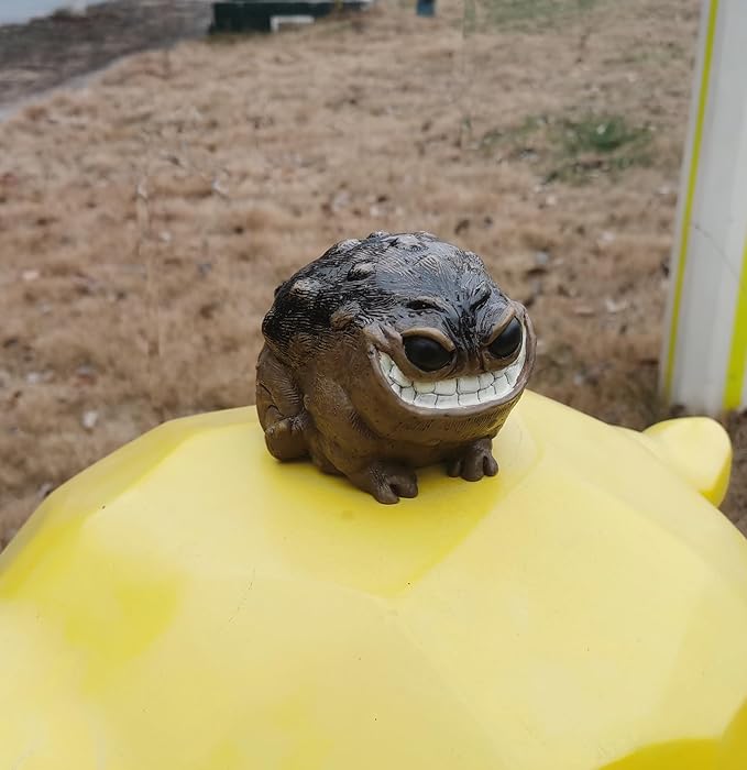 Weird Ugly Funny Monster Frog Obese Toad Garden Accessories Quirky Outdoor Accents Decorative Statue Novelty Home Office Sculpture Unique Gift