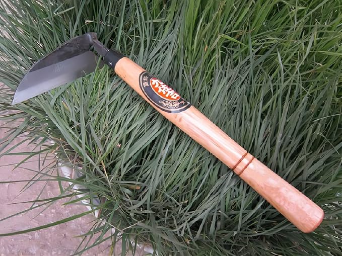 Kana Hoe 217 Japanese Garden Tool - Hand Hoe/Sickle is Perfect for Weeding and Cultivating. The Blade Edge is Very Sharp. (Beige-021)