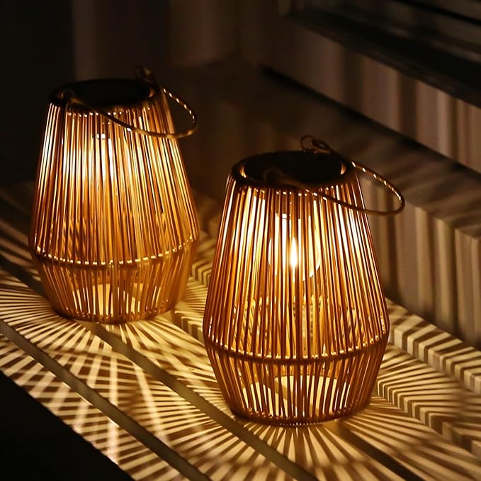 Solar Lanterns, KagoLing Solar Lanterns Outdoor Waterproof Solar Lights for Outside Hanging Solar Lights Outdoor Solar Lamp Lights Decoration for Garden,Yard,Patio,Porch,Trees,Lawn,Pathway, 4 Pack