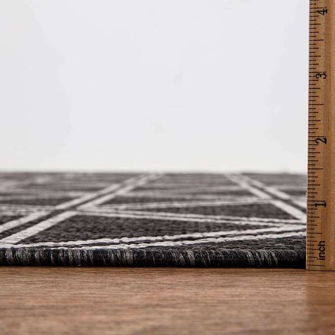 Keen Home Design Outdoor Rug - 6x9 Washable Indoor/Outdoor Rug for Patio, Balcony, Kitchen, Garden, Beach, Deck and Porch. Size: 6'7" x 9'2"