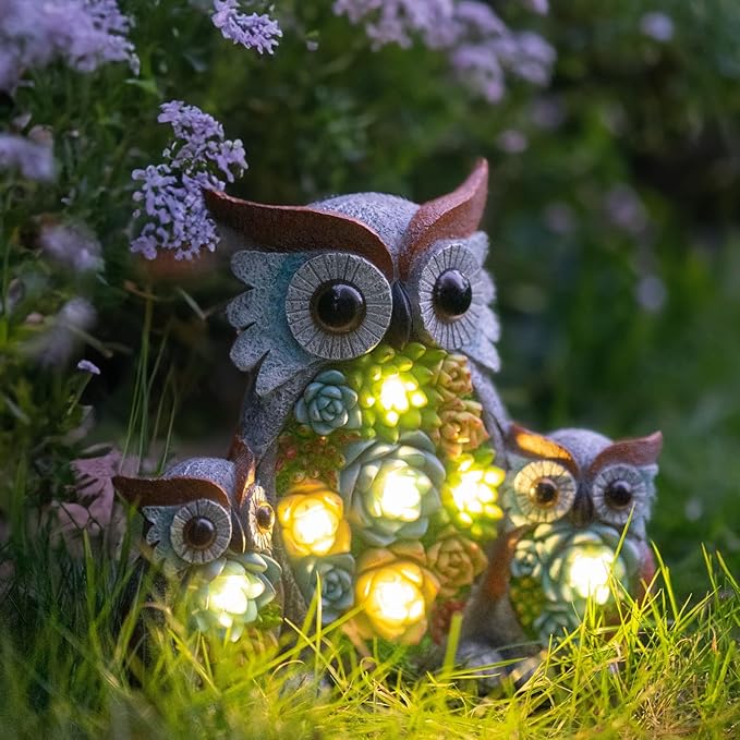 Solar Garden Statue Lights Owl Figurine with LED Lights, Outdoor Garden Succulent Ornaments Waterproof Decoration for Outside Patio Yard Lawn Decor