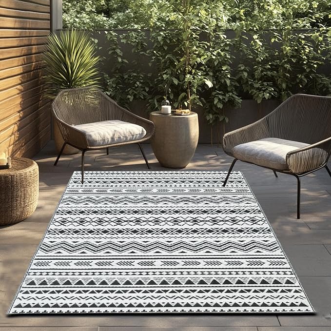WILDROOTS 9x12 Feet Black and White Plastic Outdoor Rug, Stain Resistant Waterproof Reversible Outdoor Patio Rug, Fade Resistant Camping Rug