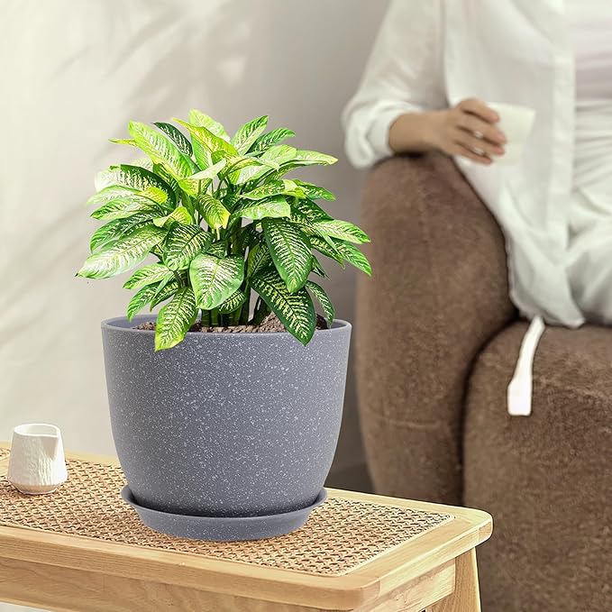 Flower Pots 9/8/7.5inch, Set of 3 Modern Decorative Plastic Planters with Drainage Holes and Saucers for Garden House Plants, Plant Pots for Indoor Outdoor Plants, Speckled Grey