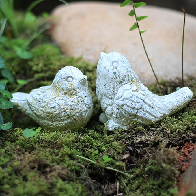Outdoor Bird Statues Bird Decor Figurines for Home Cement Bird Sculpture for Patio Yard Lawn Ornament, 2style/Set,Indoor Outdoor Stone Bird Decorations Statue