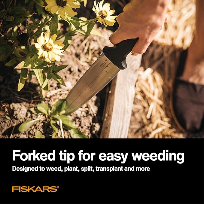 Fiskars Hori Hori Garden Knife with Sheath, Multi-Purpose Heavy Duty Gardening Hand Tool for Weeding, Planting, Digging with Hanging Hole