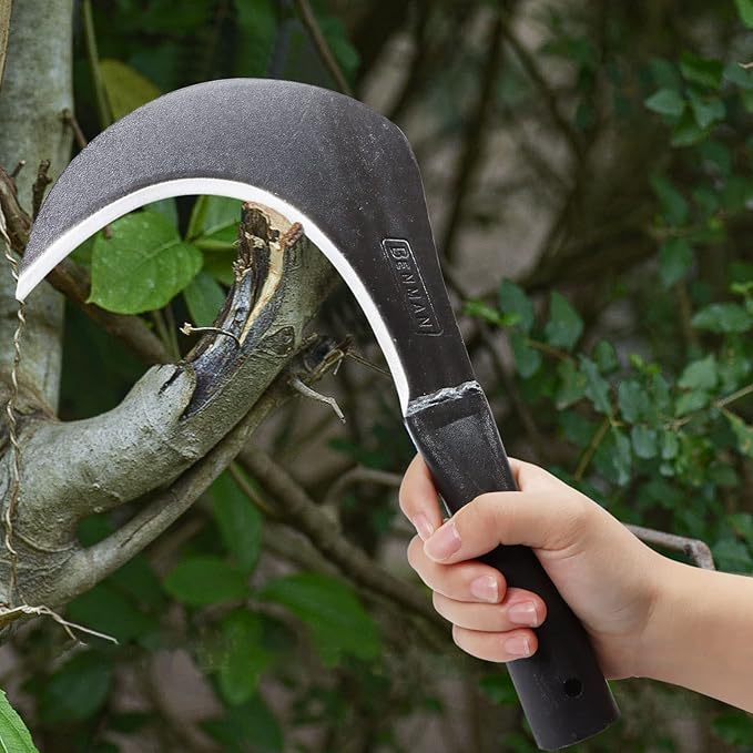 Kana Hoe 217 Japanese Garden Tool - Hand Hoe/Sickle is Perfect for Weeding and Cultivating. The Blade Edge is Very Sharp. (Beijing-025)