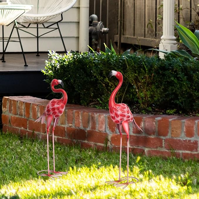 XONOR Metal Flamingo Garden Statues Red Flamingo Yard Art Outdoor Sculptures for Home Patio Lawn Backyard Décor, Set of 2