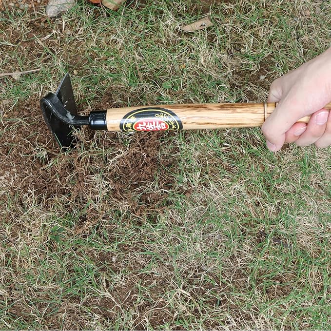 Kana Hoe 217 Japanese Garden Tool - Hand Hoe/Sickle is Perfect for Weeding and Cultivating. The Blade Edge is Very Sharp. (Beige-021)