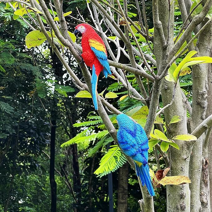 Realistic Parrot Sculpture Resin Hanging Parrots Garden Statues Lifelike Bird Figurines Landscape Ornament Patio Yard Lawn Figurine Tree Decor, Outdoor Garden Wall Statues (Blue)