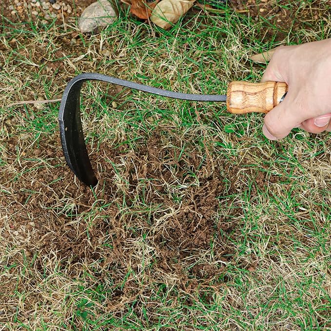 Kana Hoe 217 Japanese Garden Tool - Hand Hoe/Sickle is Perfect for Weeding and Cultivating. The Blade Edge is Very Sharp. (Beijing-022)